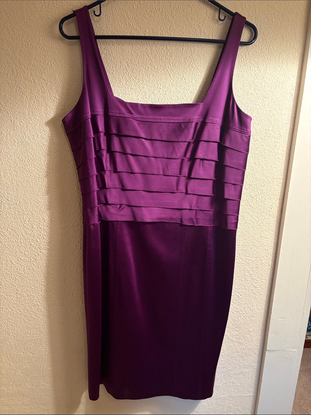 Vintage Jones New York purple satin sleeveless sheath dress